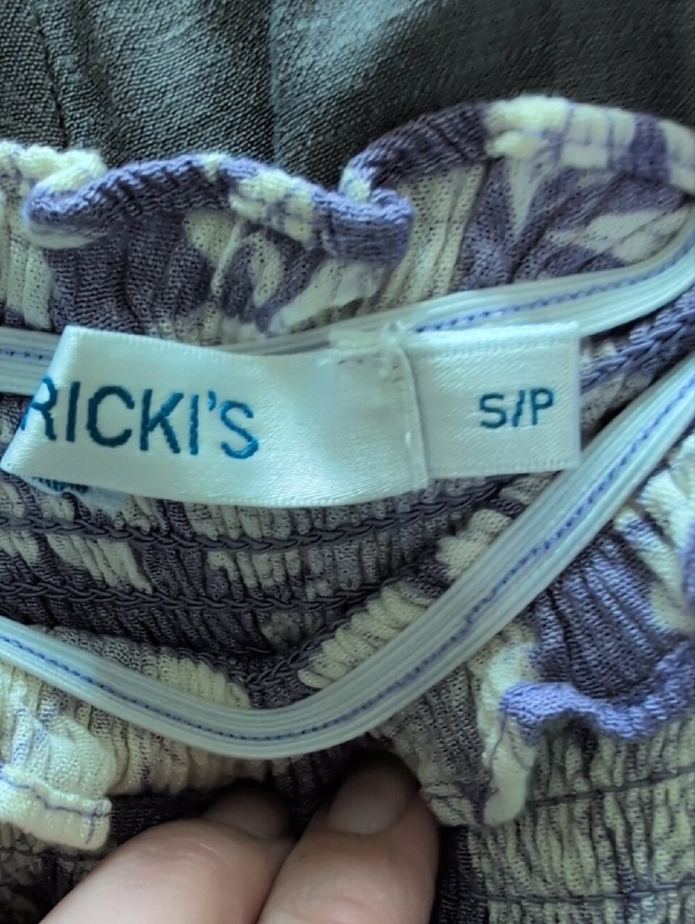 Ricki's Lavender and White Smocked Top S - Picture 2 of 3
